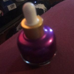 Younique uplift beauty serum